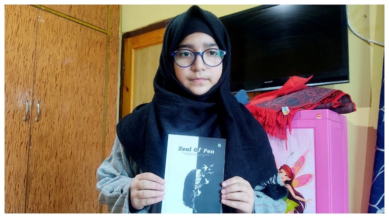 Kashmir girl becomes youngest author to publish a book at 11