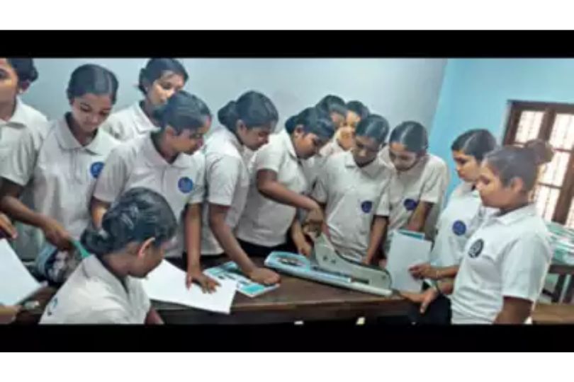 Student Cadets Create Books to Give them to Schoolmates