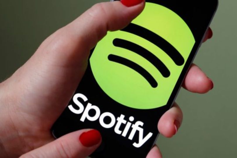The Publishing Industry Is Wary of Spotify's Audiobooks Offering | Frontlist