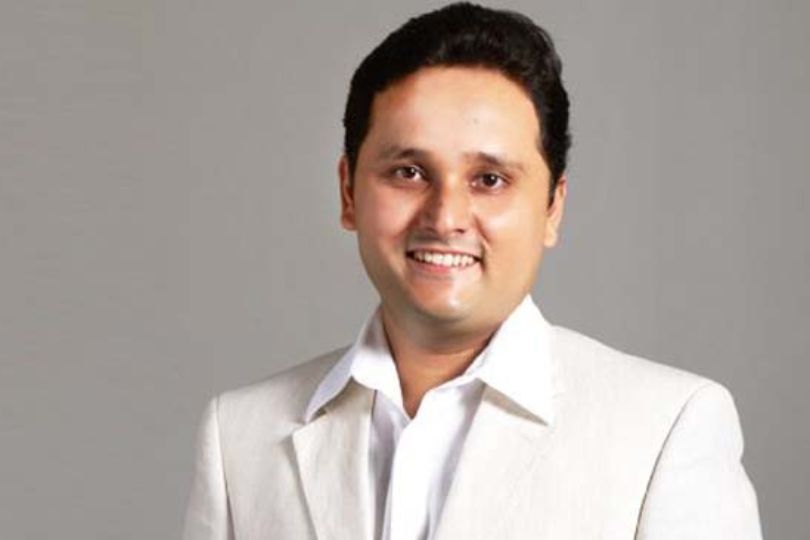 Amish Tripathi, Author, has Stepped Down as Director of London's Nehru Centre | Frontlist