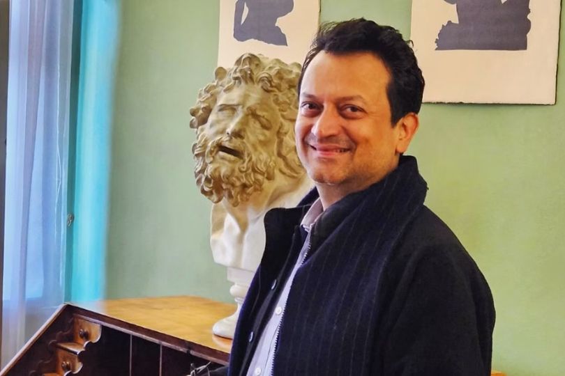 Ranjit Hoskote, a Writer, has Resigned from a German Art Festival Panel Following Backlash over an 'Anti-Semitic' Letter | Frontlist