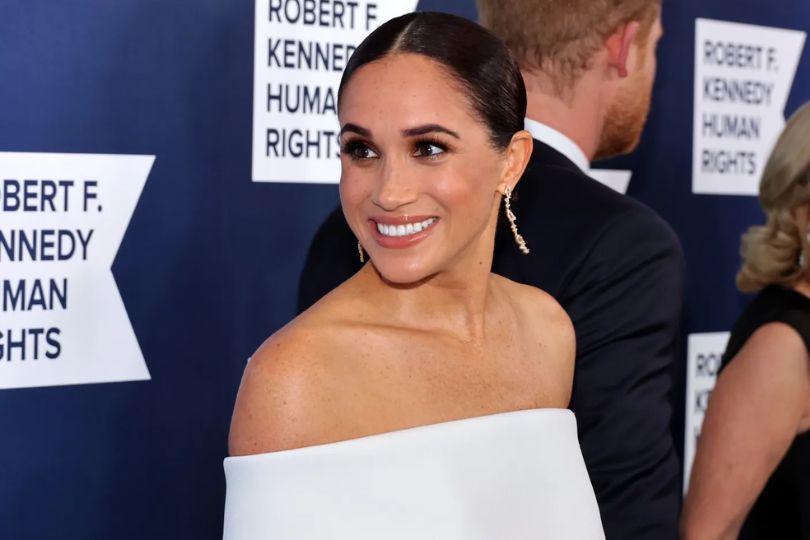 Is Meghan Markle Drafting a Memoir? We will Discuss these Royal Family Members | Frontlist