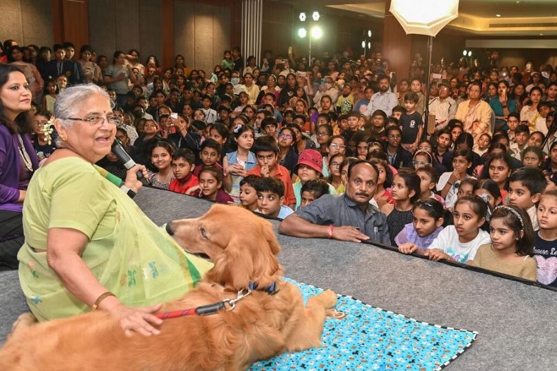 Sudha Murty Introduces dog 'Gopi', a Character from her Novel, during the Mysuru Children's Literature Festival | Frontlist