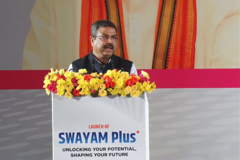 Education Minister Dharmendra Pradhan Introduces the SWAYAM Plus Platform | Frontlist