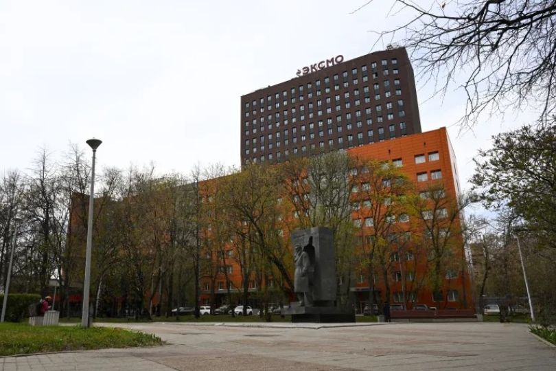 Russian Police Raid Major Publisher Over Alleged ‘Gay Propaganda’