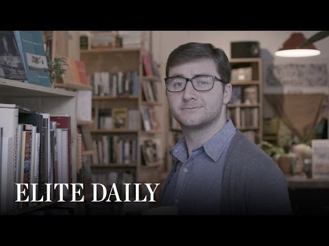Meet The Book Lover standing up to The E-Book Industry [Mockumentary]