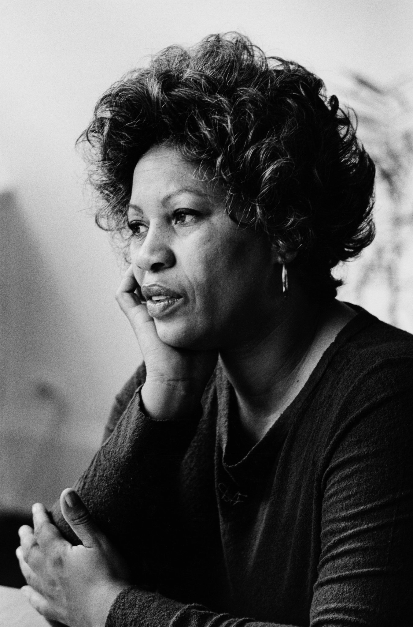 Toni Morrison, a writer of many gifts who bent language to her will
