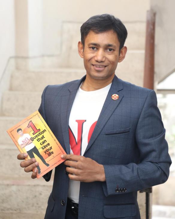 Frontlist | Dr. Biswaroop launches his new book on health