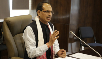 Frontlist | CM Chouhan promptly resolves problems on Samadhan Online