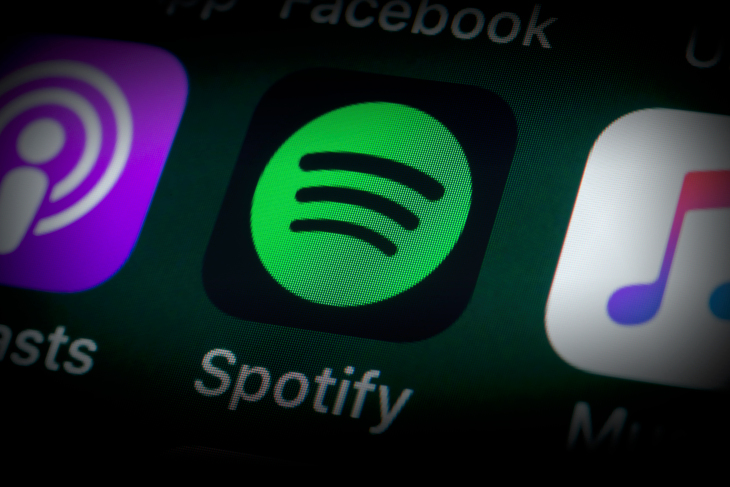 Frontlist | Spotify tries out audiobooks with some celebrity narrators