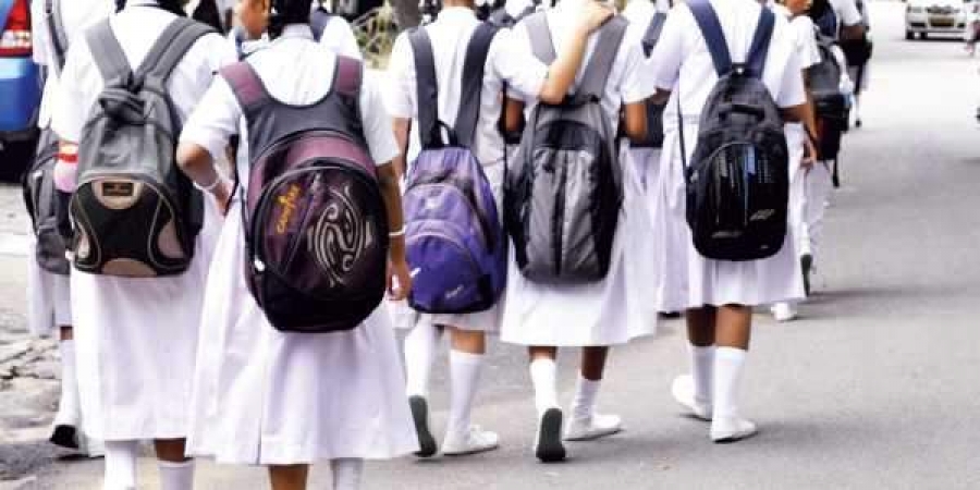 Well-designed timetable, no heavy school bags: Kejriwal govt. issues policy