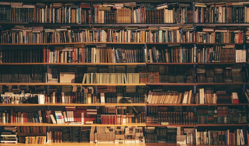 Frontlist | Tips and tricks on building your library collection