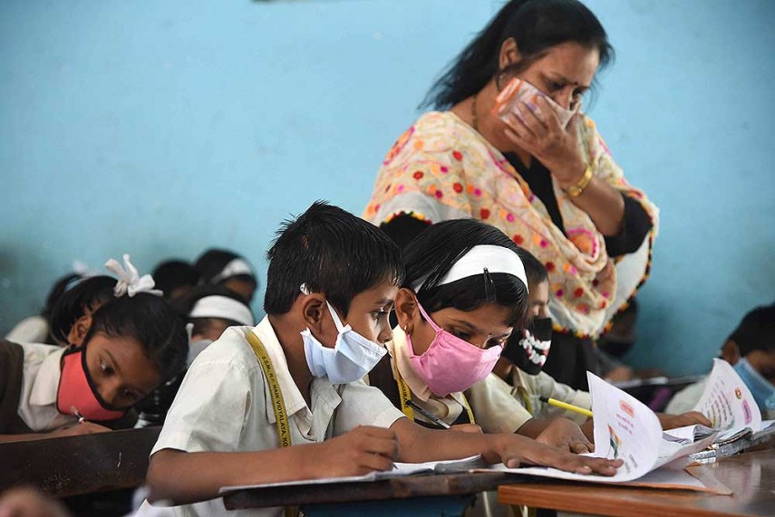 Frontlist | UP Govt Issues Guidelines For Reopening Schools  Classes 1-8