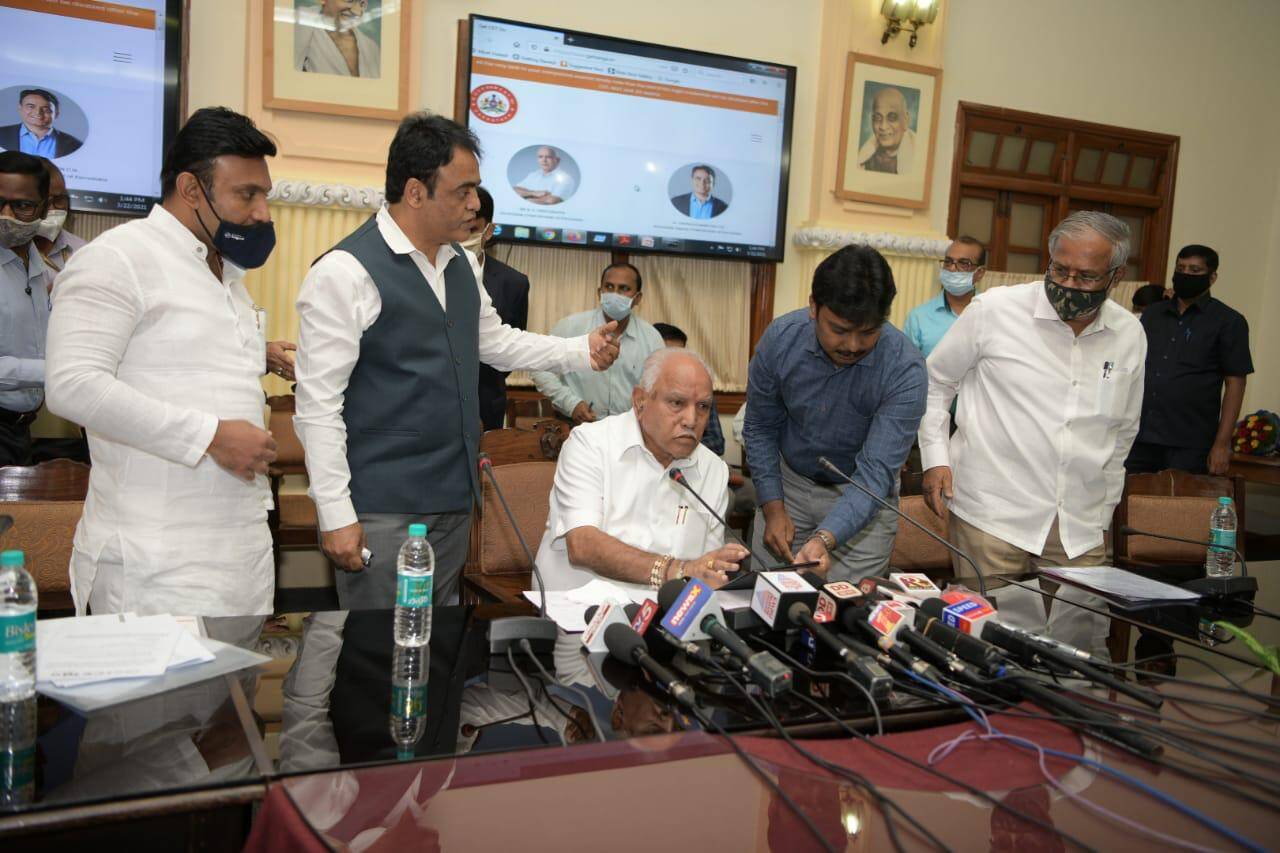 Frontlist | Karnataka govt launches online exam preparation portal for JEE Main, NEET aspirants