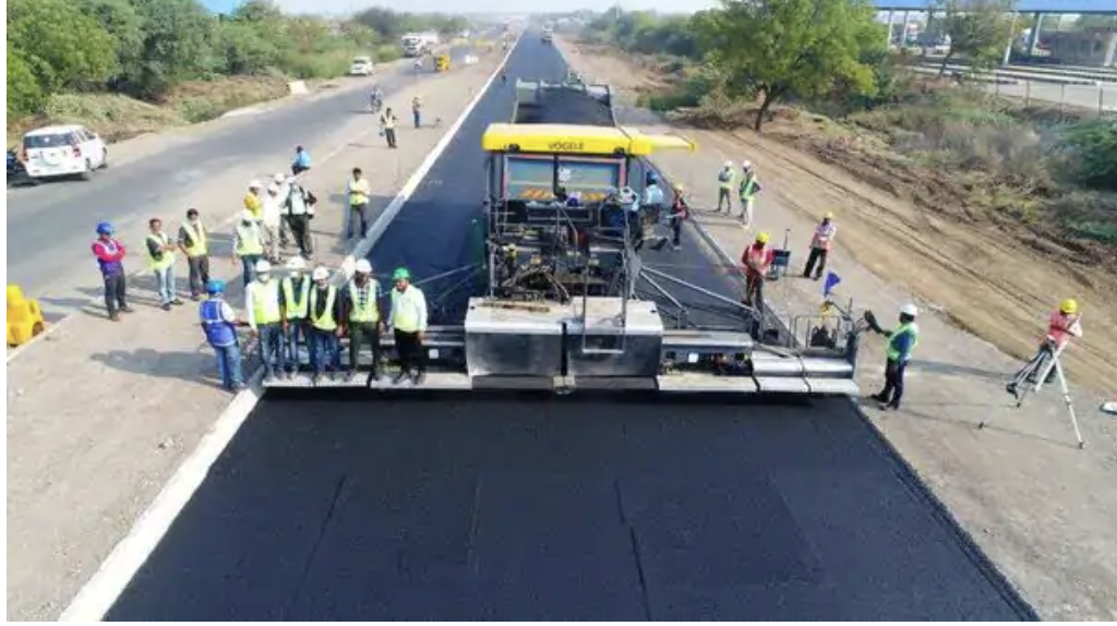 Frontlist | NHAI builds 25.54-km lane in 18 hours, to enter Limca Book of Records