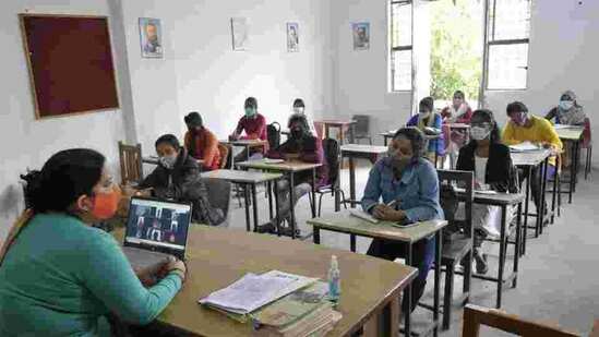 Frontlist | Regional languages to be medium of instruction in Bihar's elementary schools
