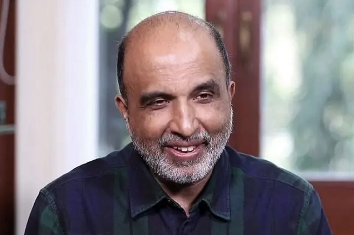 Sanjay Jha's 'The Great Unravelling: India after 2014' is an unbiased account of Indian polity