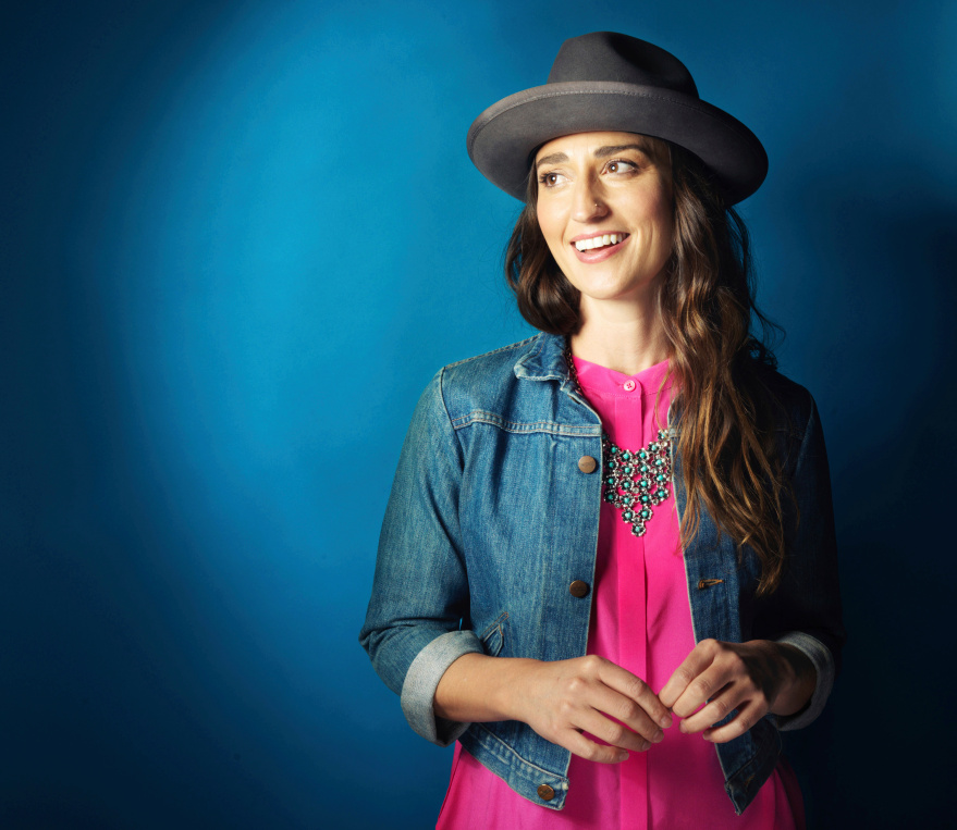 Sara Bareilles donates 5,000 books to Humboldt County literacy nonprofit