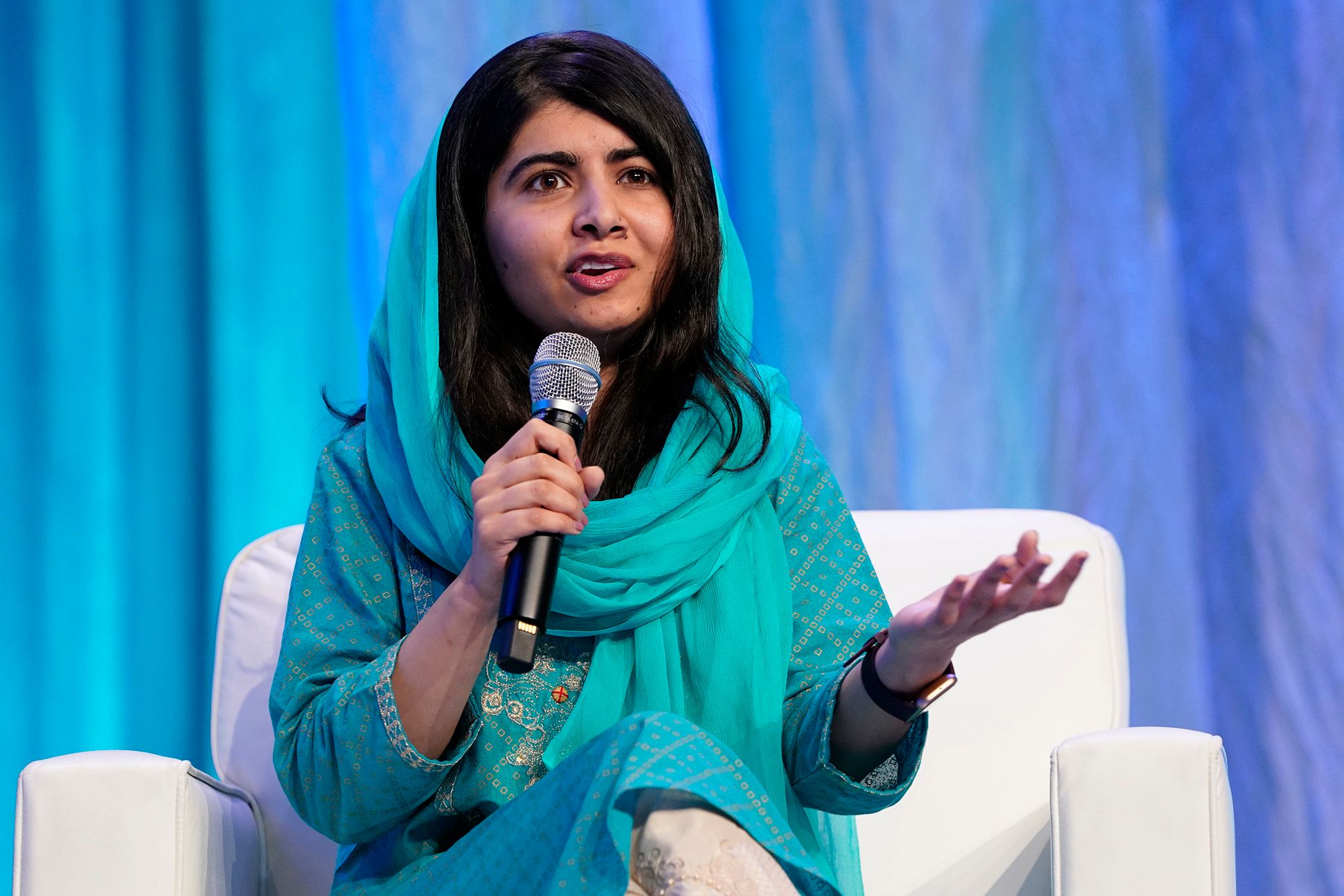 3 Most Famous Books of Malala Yousafzai on this World Malala Day