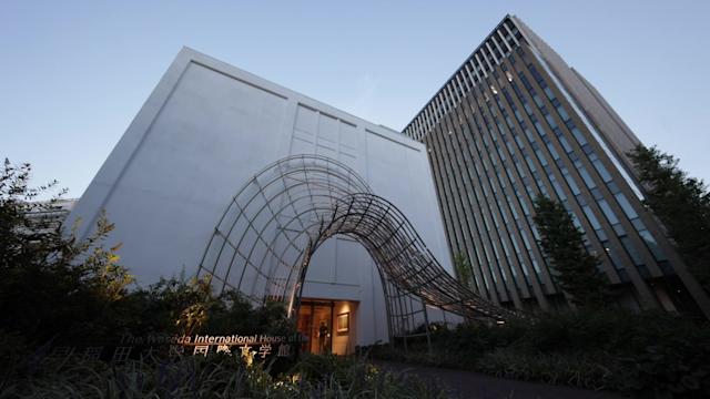 Murakami library unveiled at author's alma mater in Tokyo